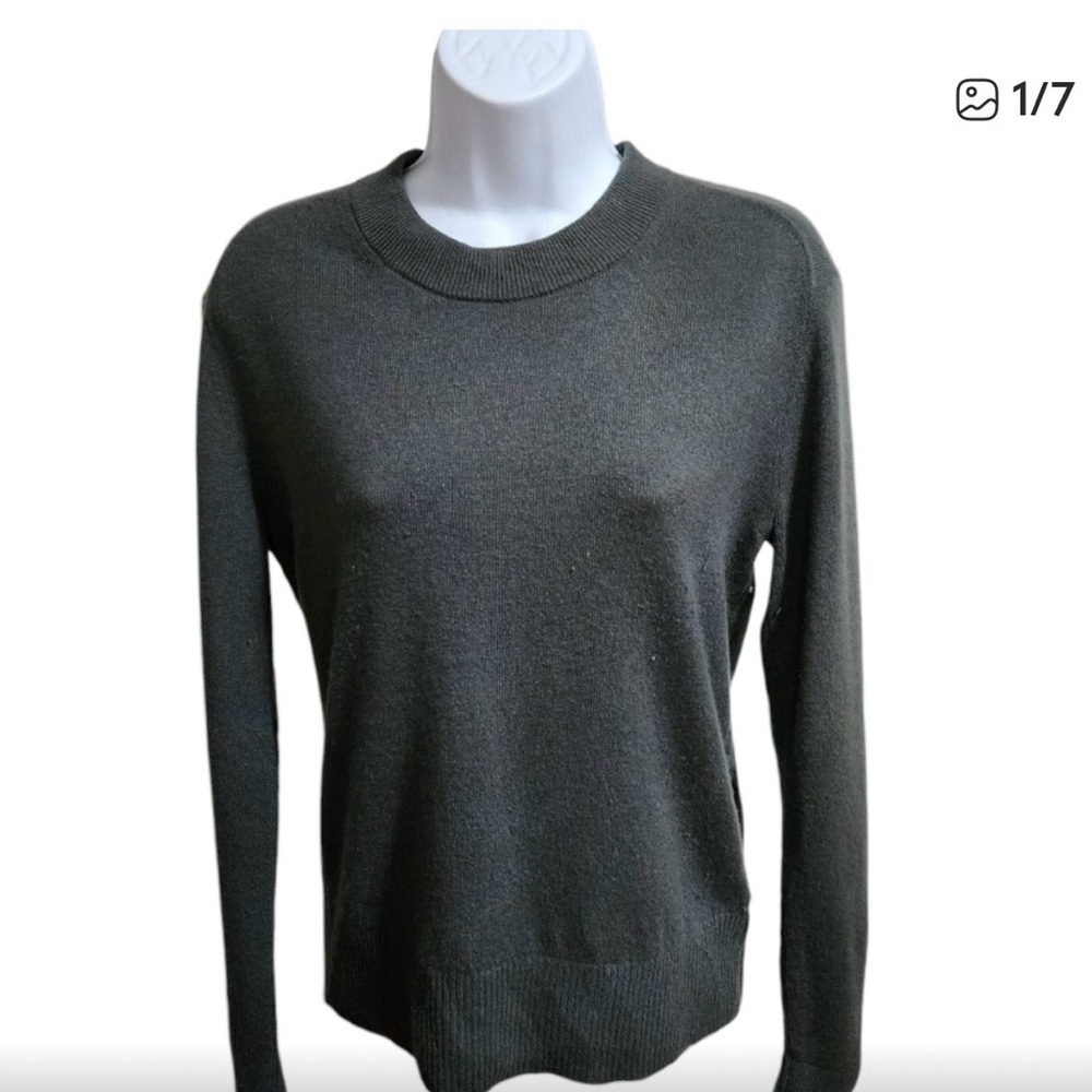 Everlane Cashmere Olive Green Crew Neck Sweater
